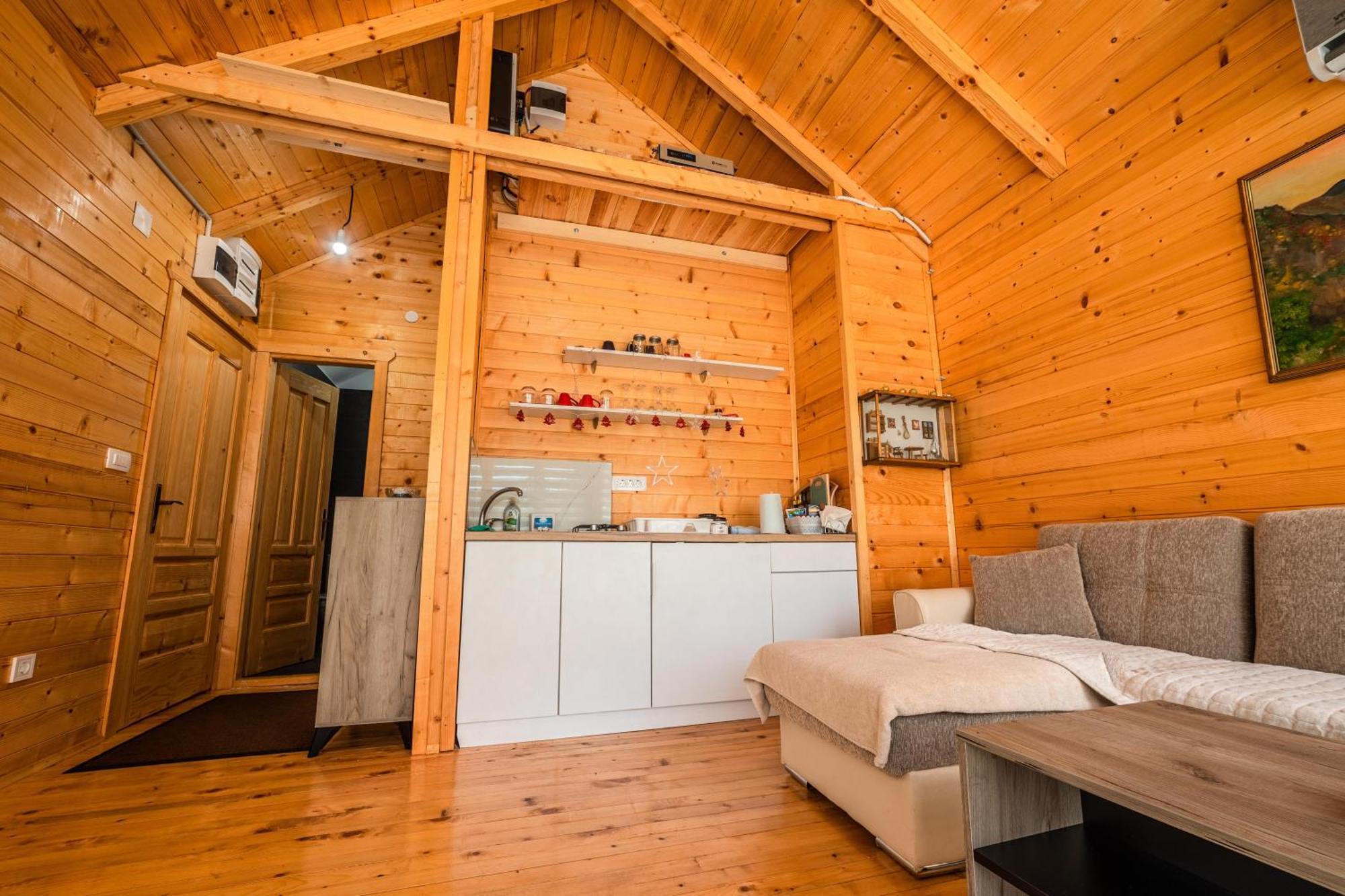 Boljesestre Lake Retreat Golubovci Екстер'єр фото